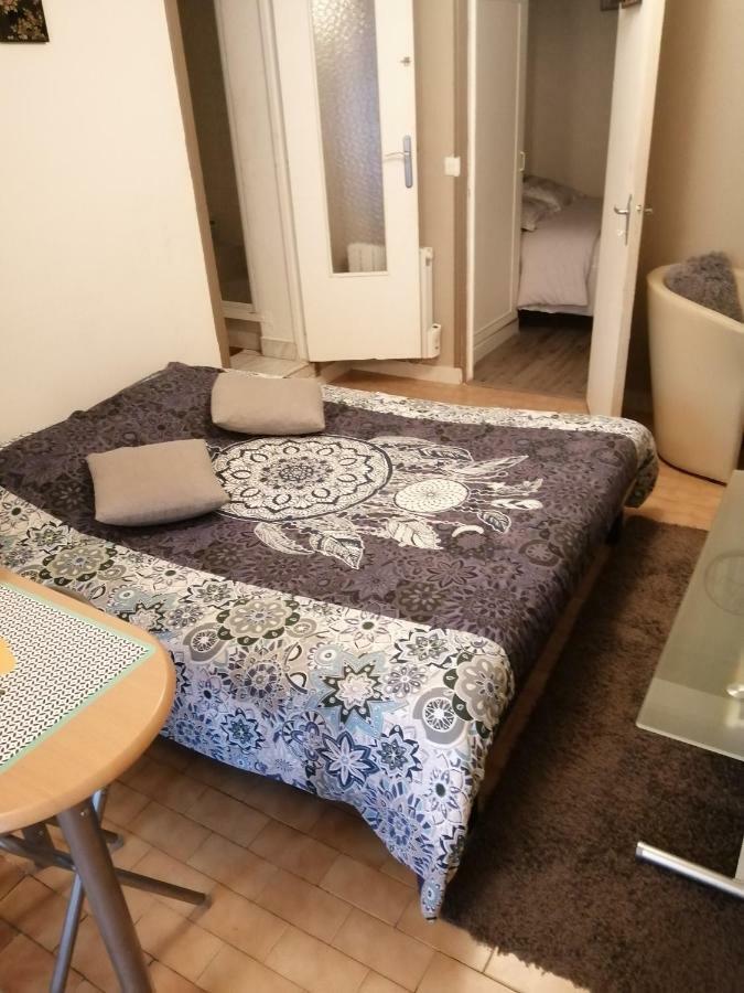 Appartement Type F2 Proche Paris 25 Km Andilly Kültér fotó